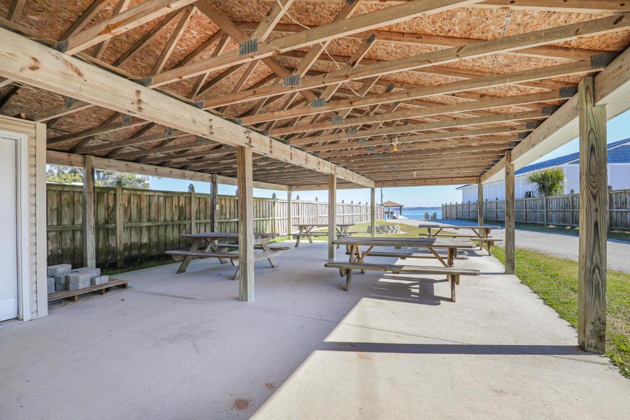 Model Home Near Camp Lejeune With Water View Sneads Ferry Dış mekan fotoğraf